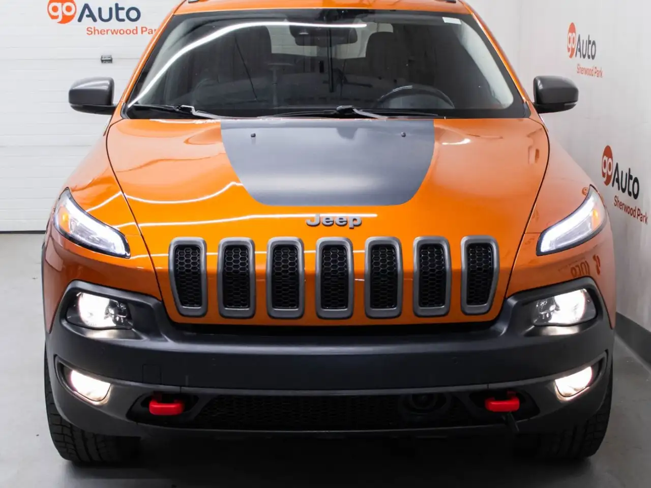 Jeep Cherokee снимка Jeep Cherokee