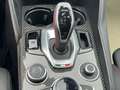 Alfa Romeo Giulia 2.2 Diesel AT8-Q4 Estrema - NAVI+SHZ+RFK+19'' LM Rot - thumbnail 14