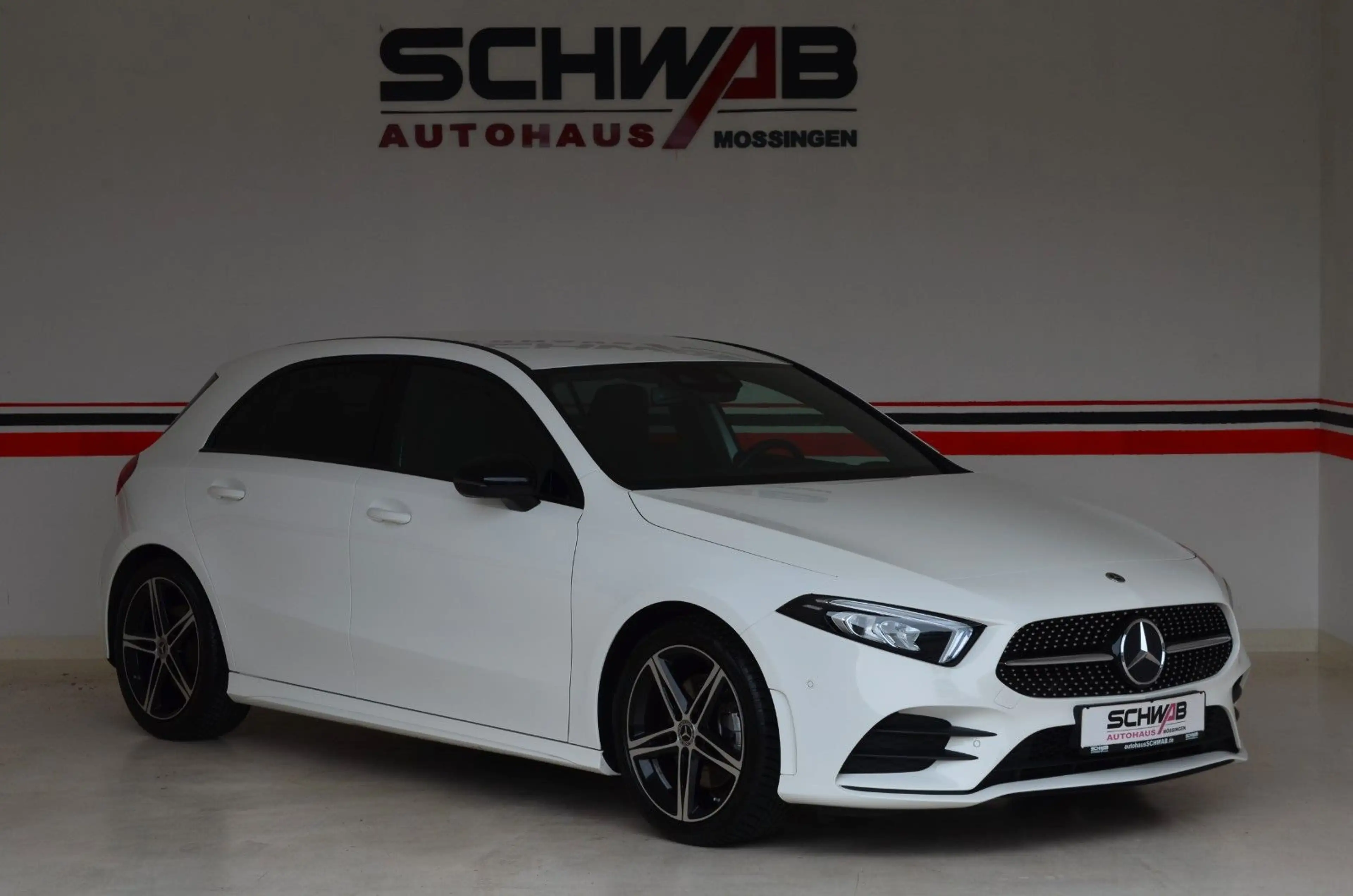 Mercedes-Benz A 220 4Matic AMG | Night | LED | Navi | 18`Alu — photo 36