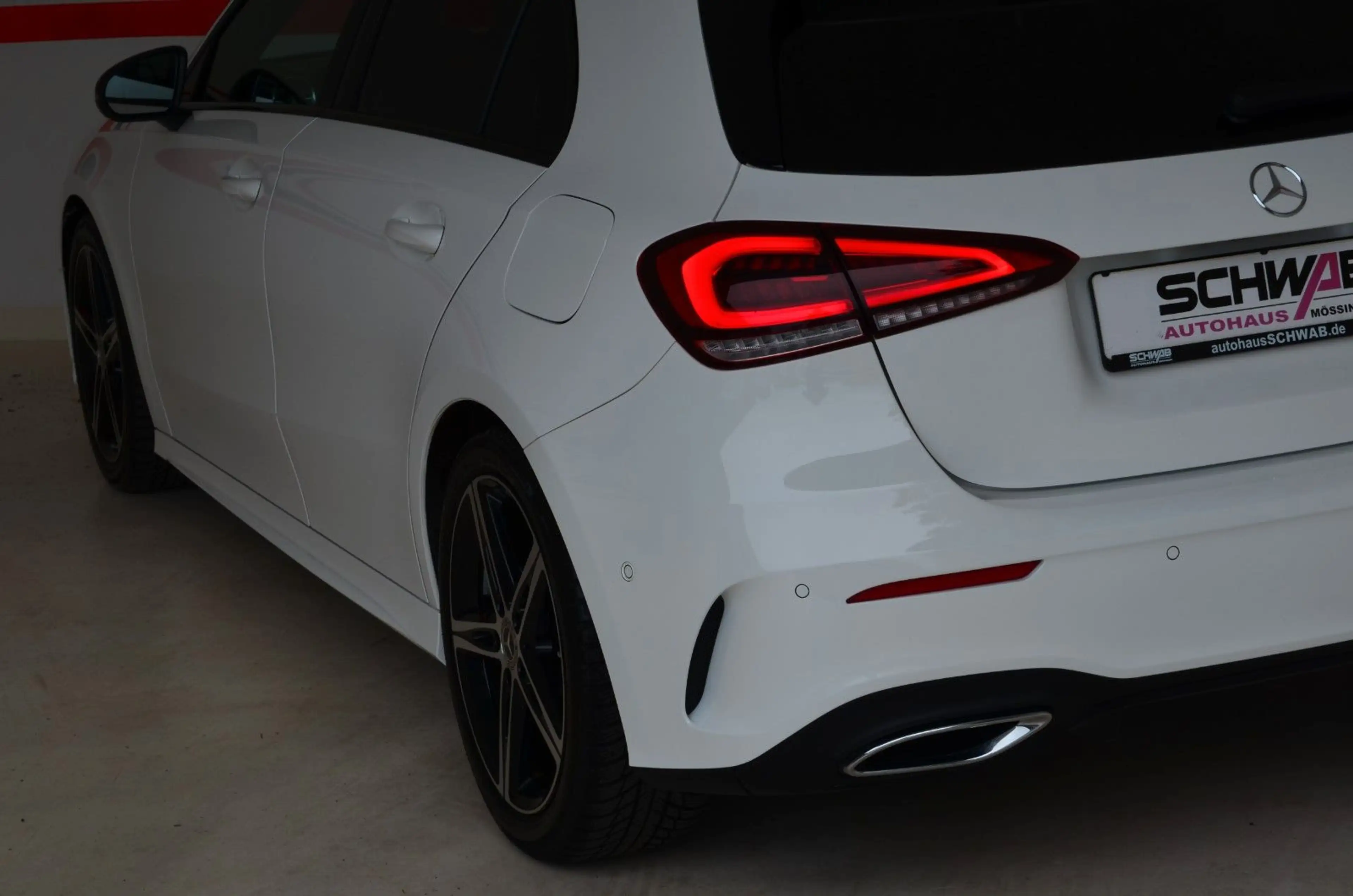 Mercedes-Benz A 220 4Matic AMG | Night | LED | Navi | 18`Alu — photo 8