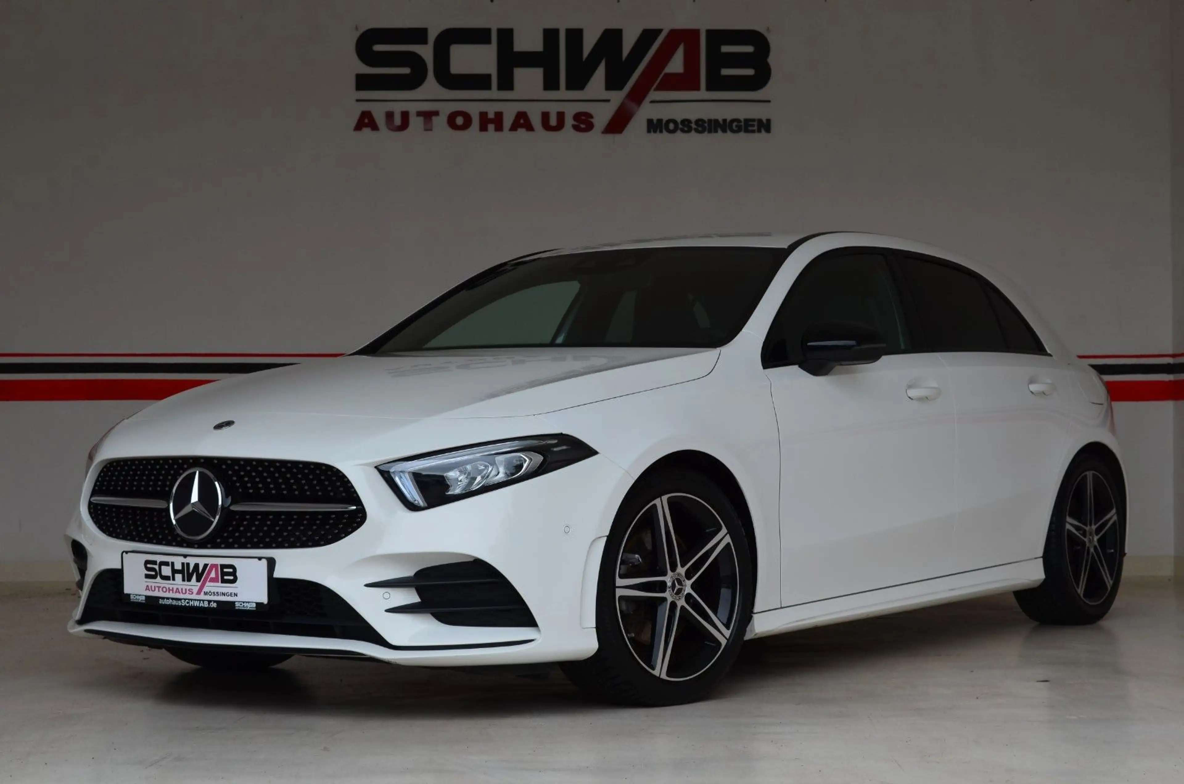 Mercedes-Benz A 220 4Matic AMG | Night | LED | Navi | 18`Alu — photo 40