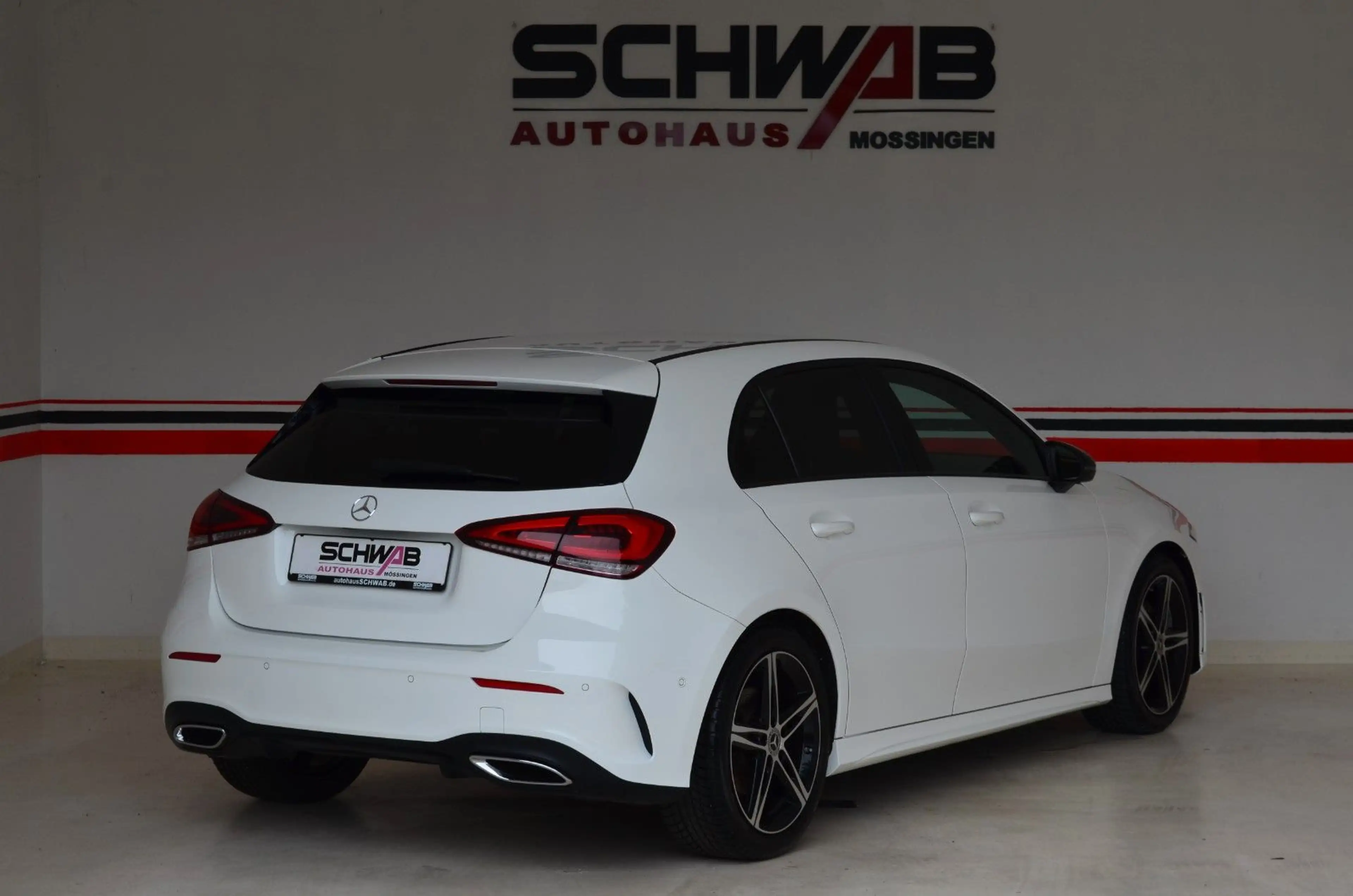 Mercedes-Benz A 220 4Matic AMG | Night | LED | Navi | 18`Alu — photo 16