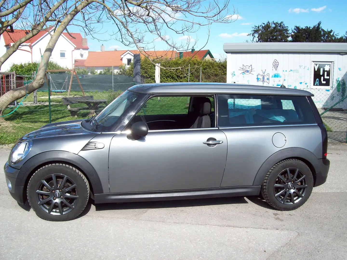MINI One Clubman Grau - 1