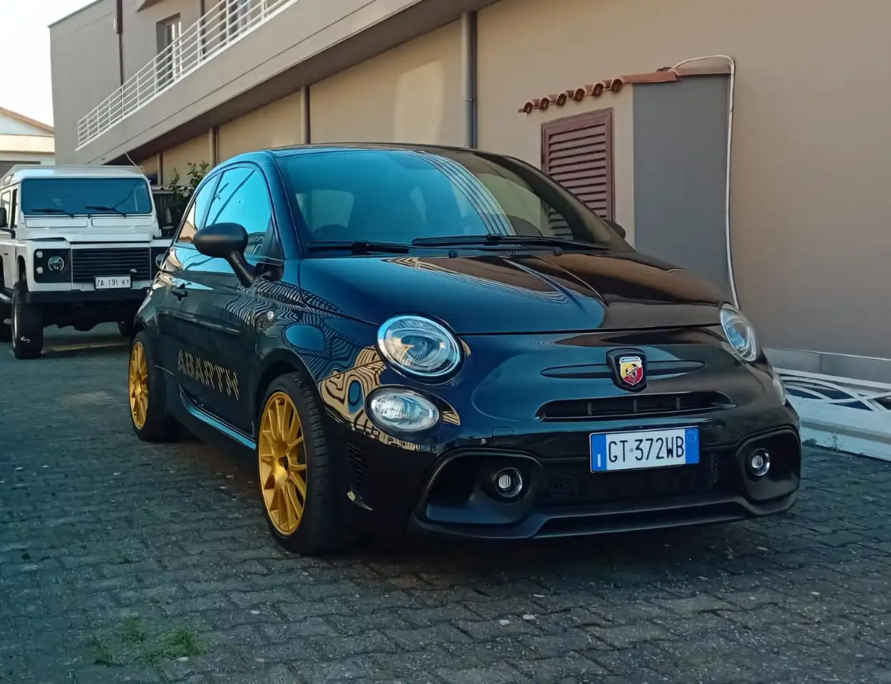 Abarth 695 2024