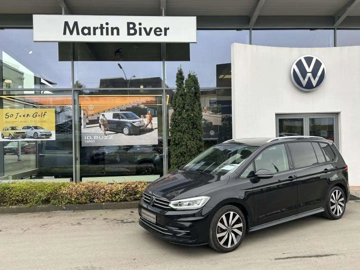 Volkswagen Touran Life 1.5 TSI DSG Noir - 1