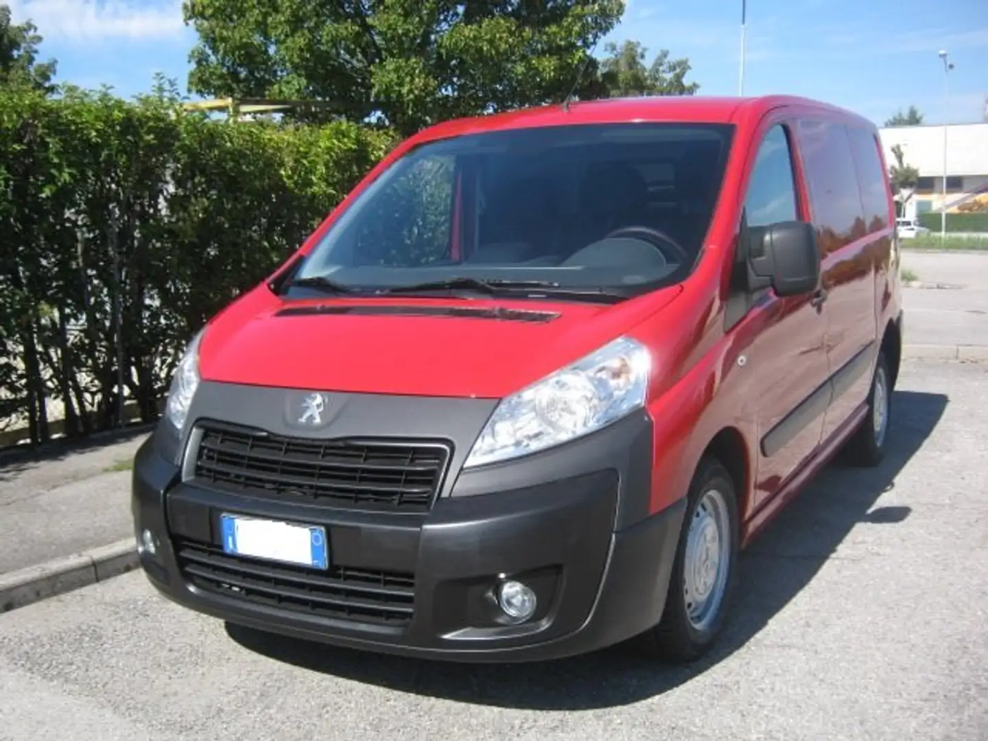 Peugeot Expert 29 2.0 HDi/130 PC-TN Rosso - 1
