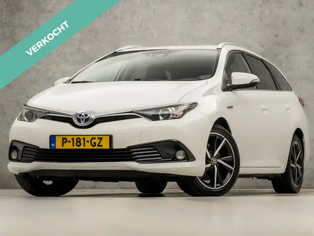Toyota Auris Touring Sports 1.8 Hybrid Sport Automaat (GROOT NA