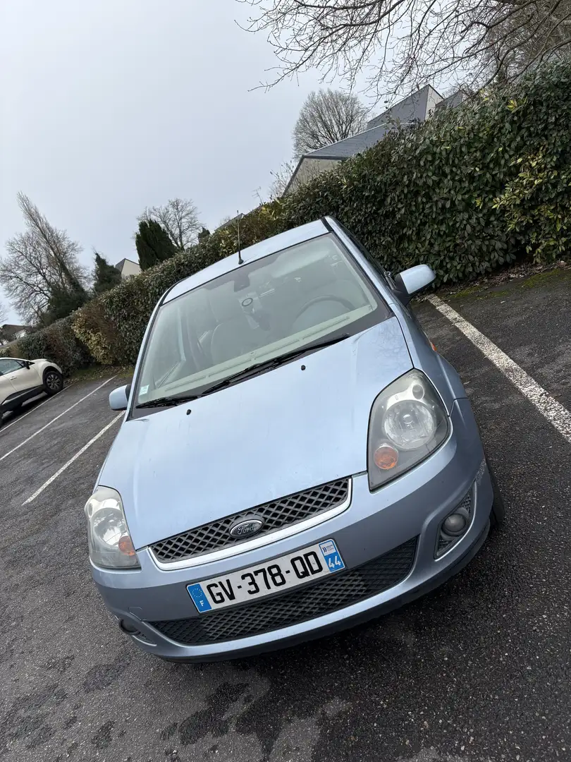 Ford Fiesta 1.4 TDCi Ambiente - 2