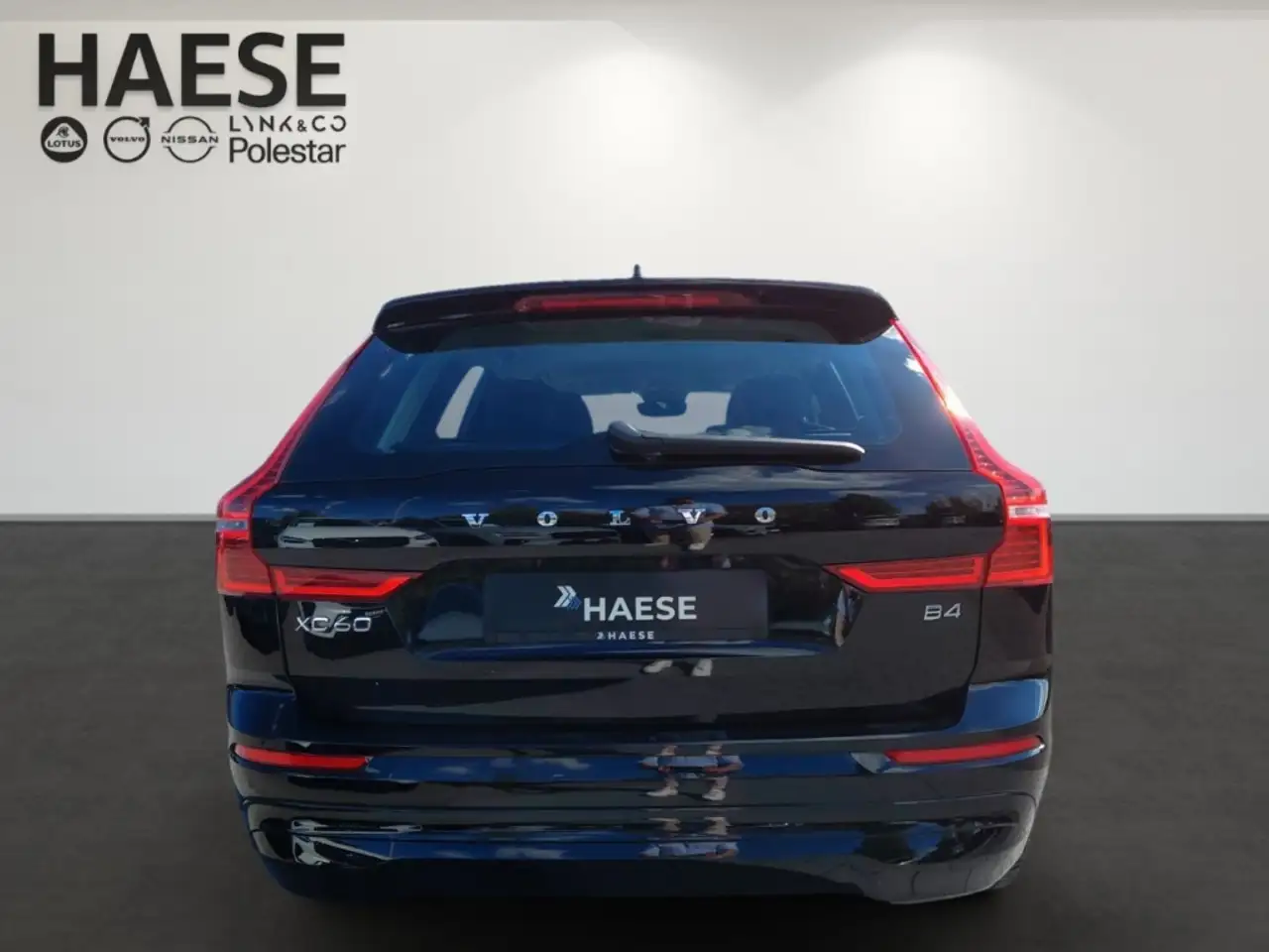Volvo XC60 B4 Core 2WD el.AHK AHK-el. klappb. Navi Digitales, миниатюра 6
