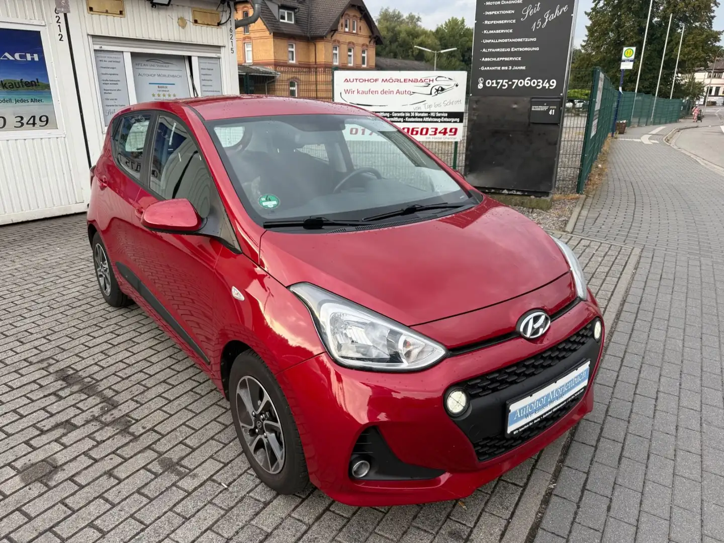 Hyundai i10 YES! Rot - 2