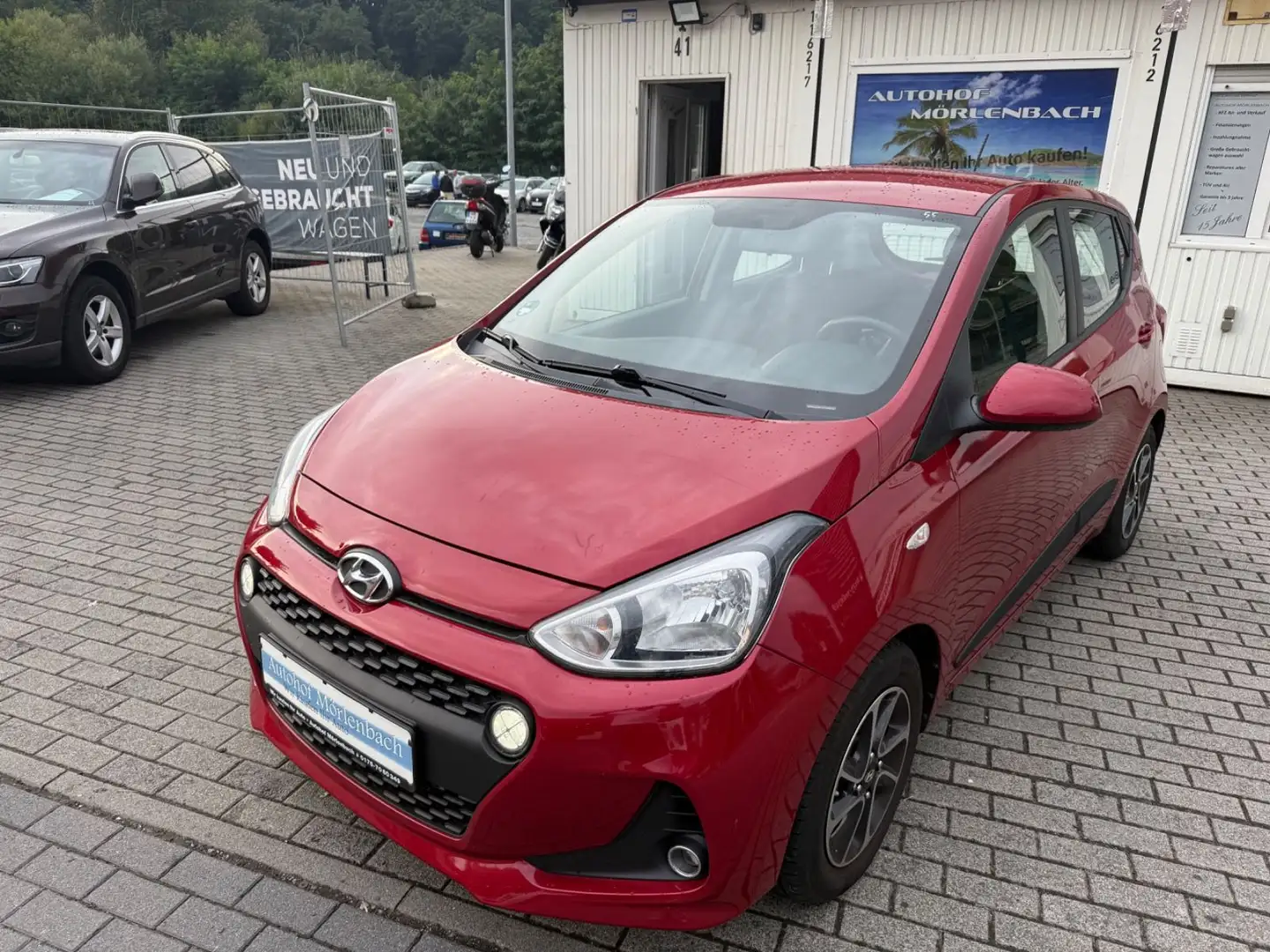 Hyundai i10 YES! Rot - 1
