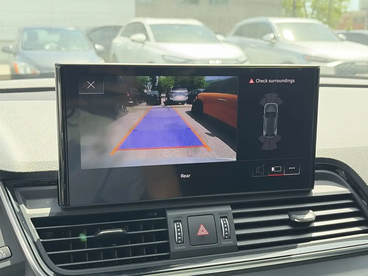 Audi Q5 снимка Audi Q5