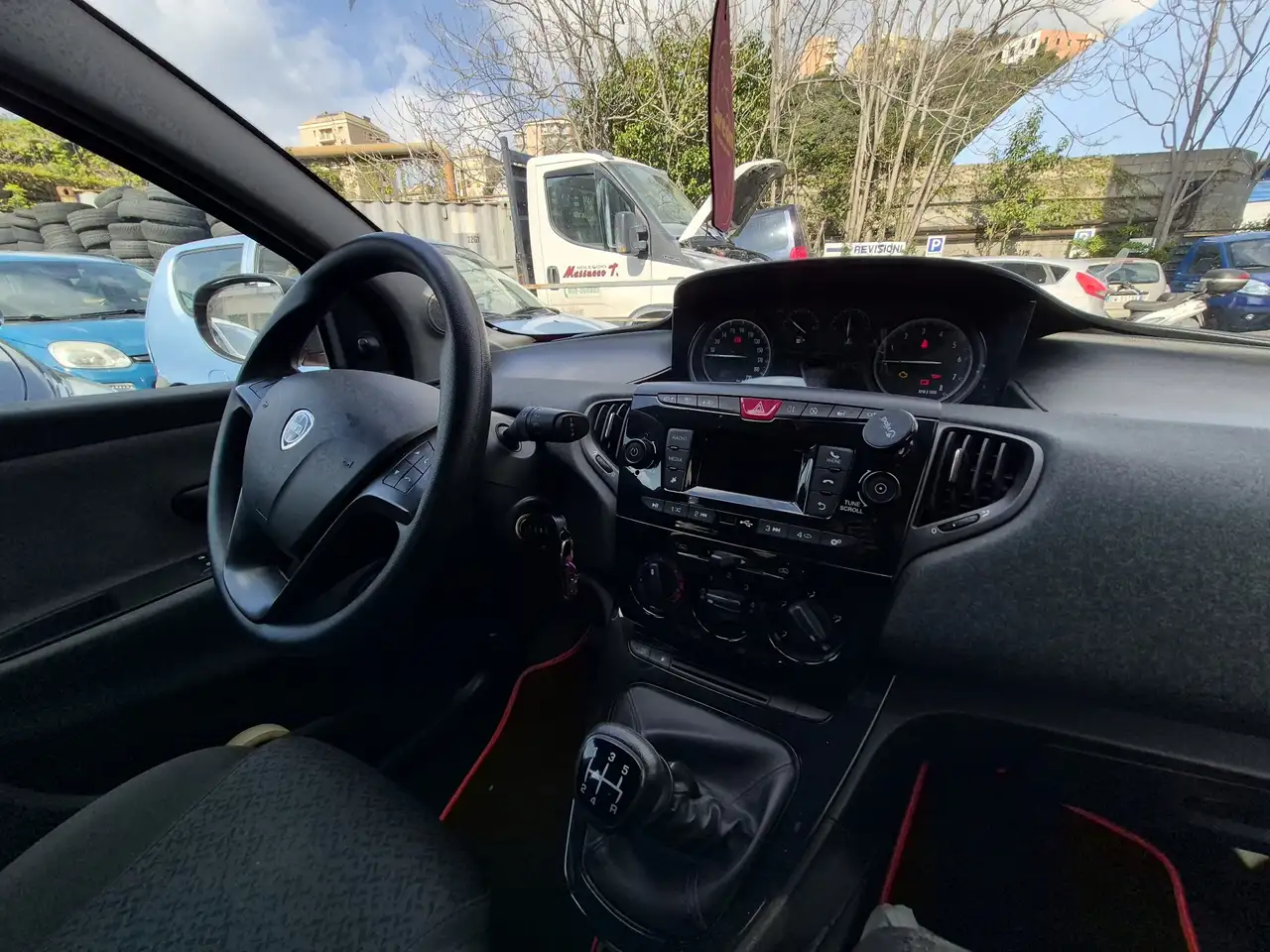 Lancia Ypsilon 2021