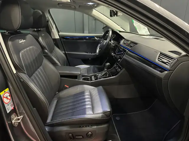 Skoda Superb view 10