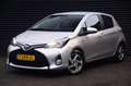 Toyota Yaris 1.5 Hybrid Trend | Trekhaak | Navi | Camera | Lane Grau - thumbnail 1