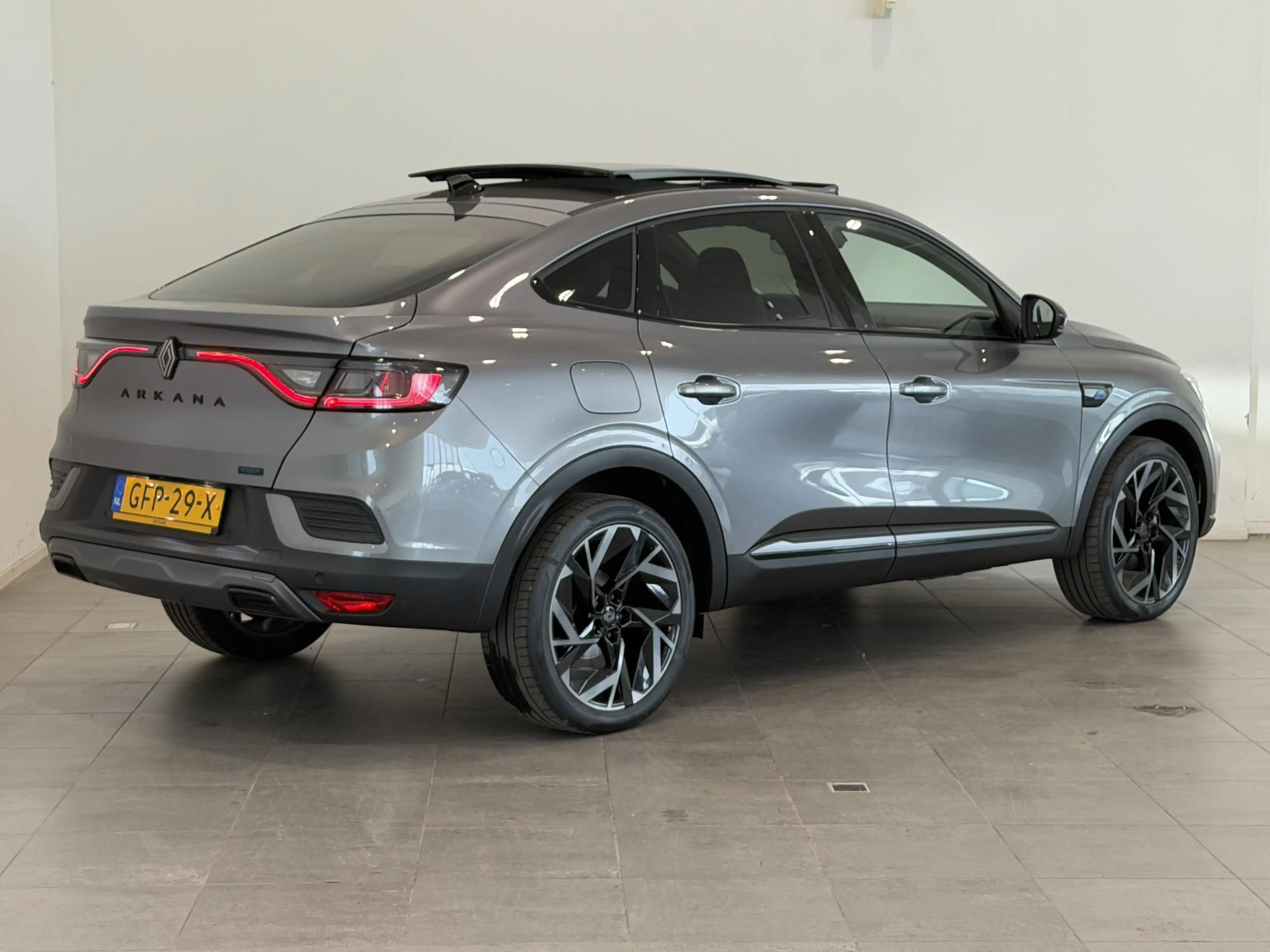 Renault Arkana 1.6 E-Tech full hybrid 145 esprit Alpine | Schuif- — photo 2