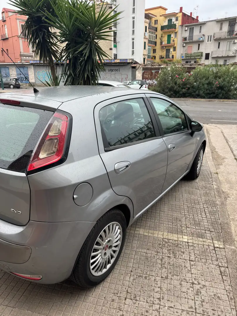 Fiat Punto Evo Punto Evo 5p 1.4 Emotion Gpl 77cv Grigio - 2