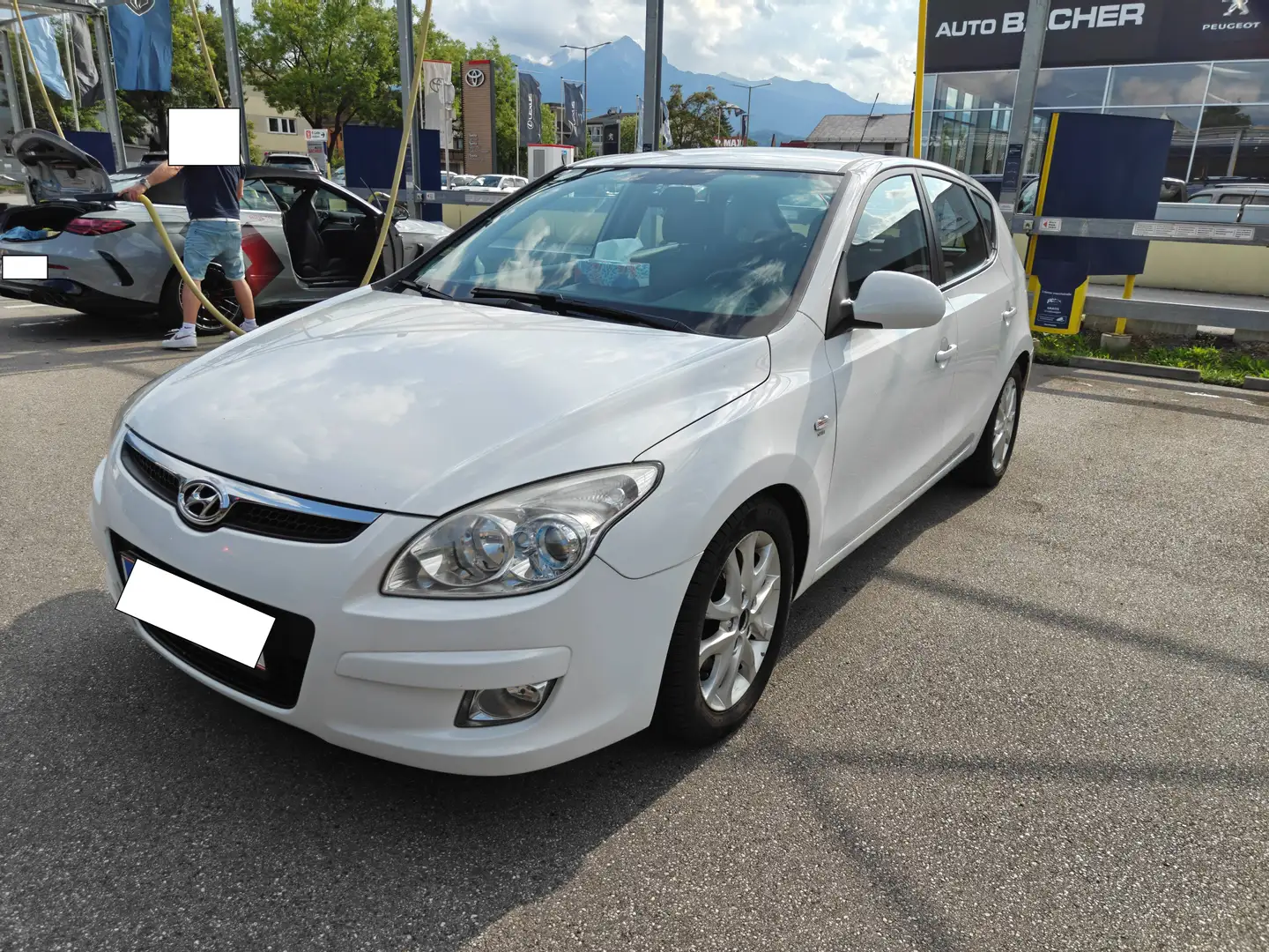 Hyundai i30 2,0 CRDi Style DPF Weiß - 2