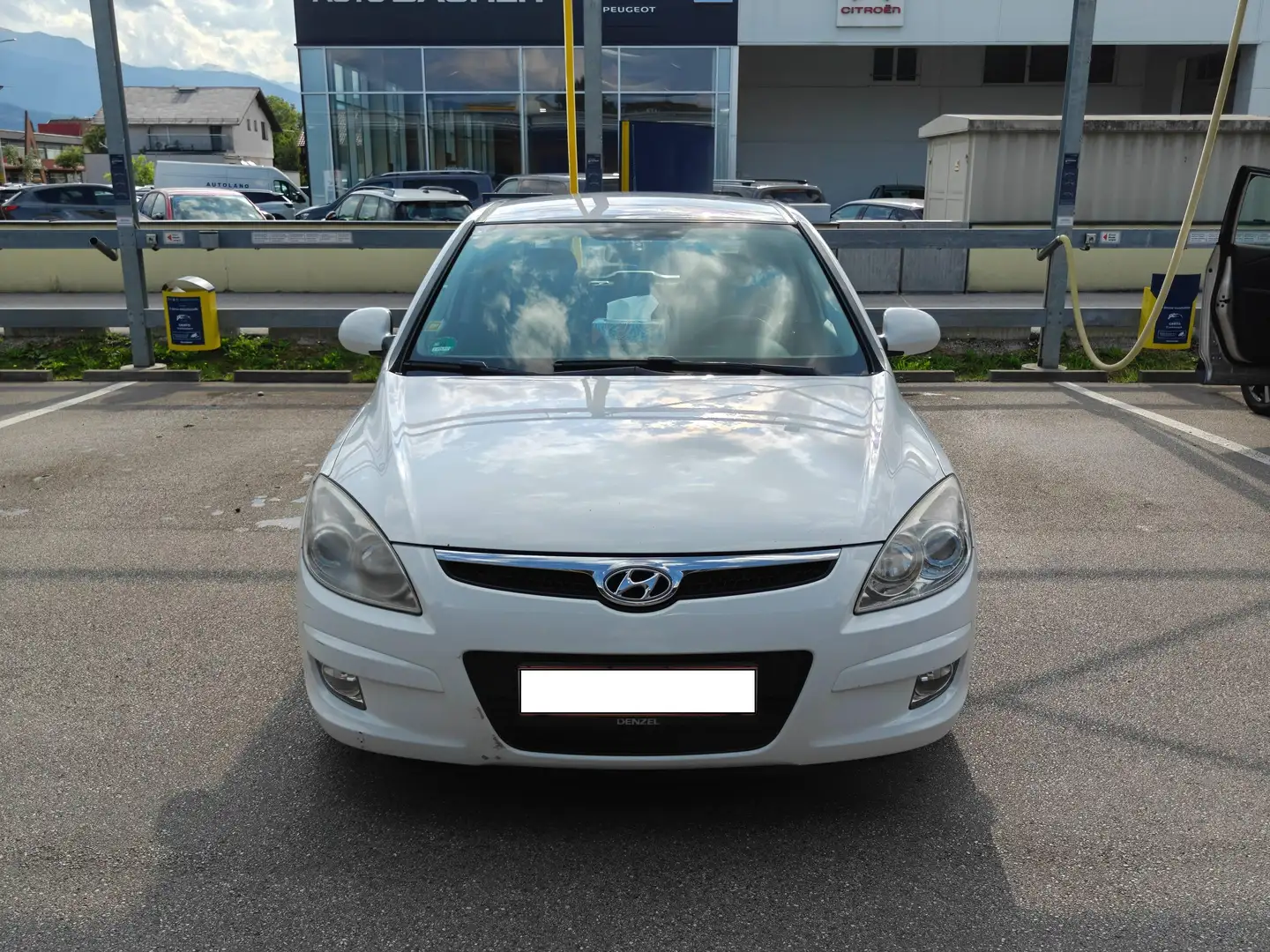 Hyundai i30 2,0 CRDi Style DPF Weiß - 1