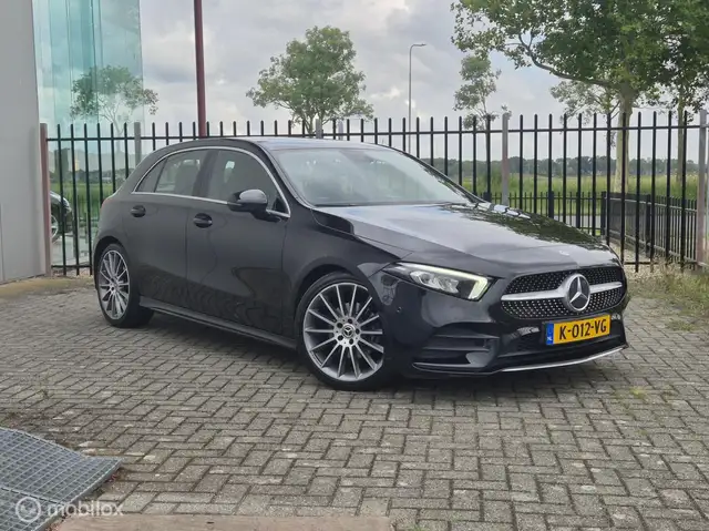 Mercedes-Benz A 200 Business Solution AMG