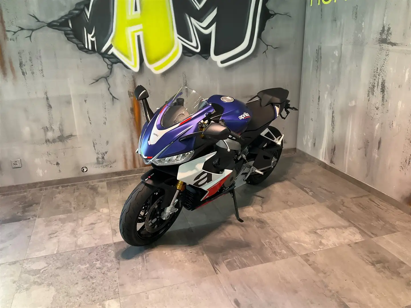 Aprilia RS 660 Срібний - 2