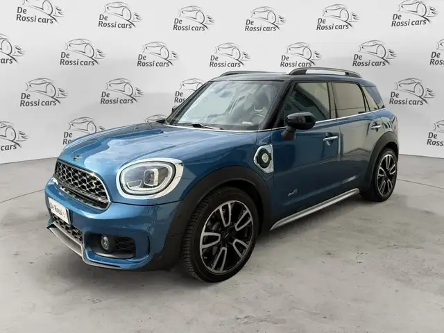 MINI John Cooper Works Countryman Cooper S E ALL4 JCW AUT