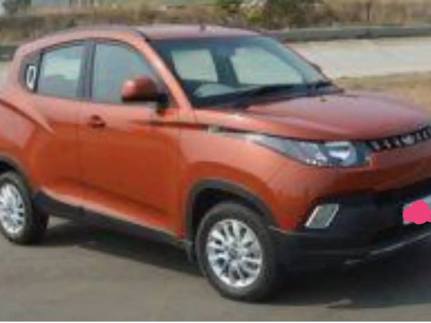 Mahindra KUV100 KUV100 1.2 K8 Orange - 2