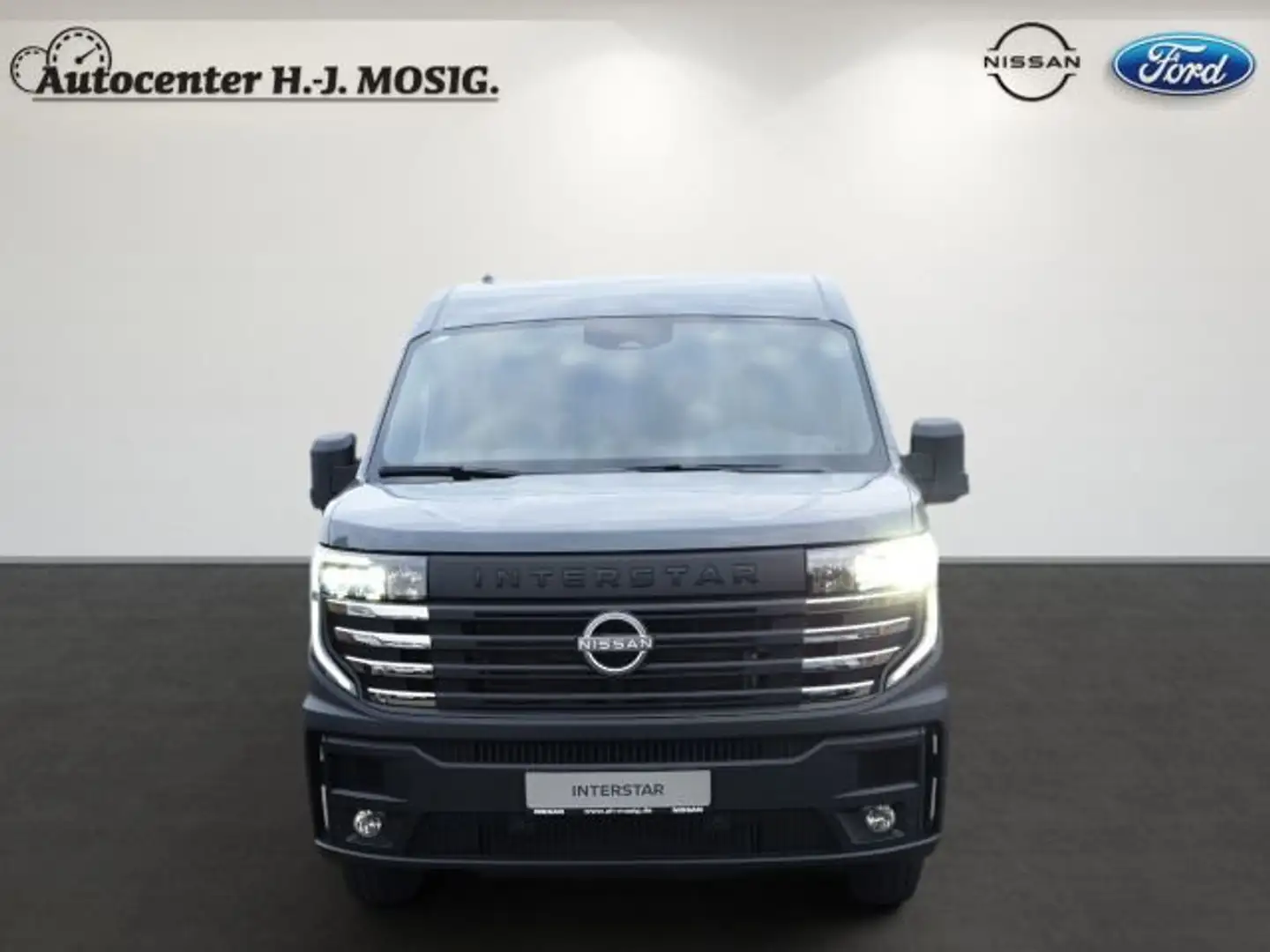 Nissan Interstar Kastenwagen L2H2 3,5t N-Connecta FWD Gris - 2