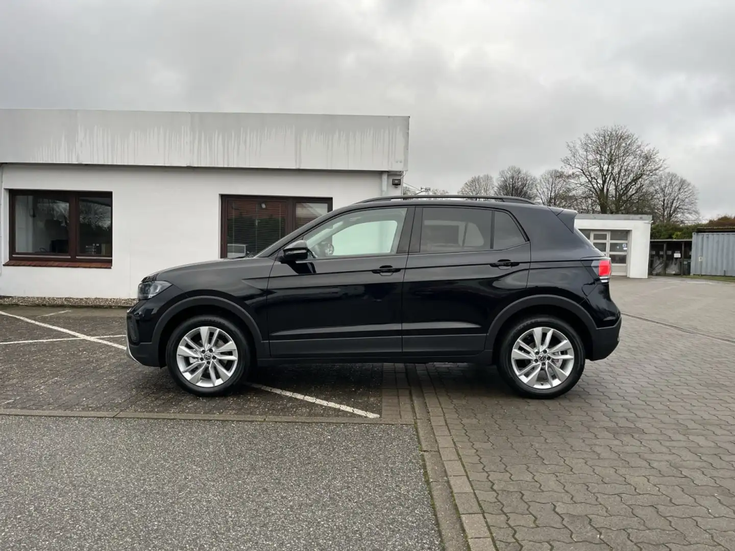 Volkswagen T-Cross Life 1.0 TSI DSG KAM ACC SHZ LM APP Klima Noir - 2