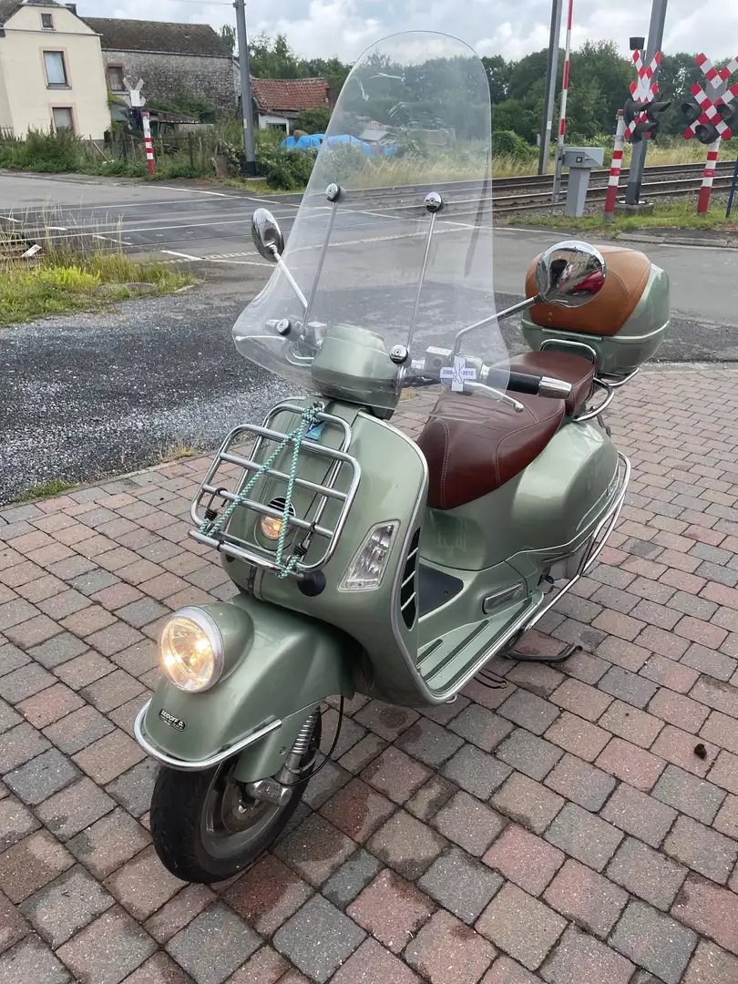 Vespa GTV 250 Groen - 1