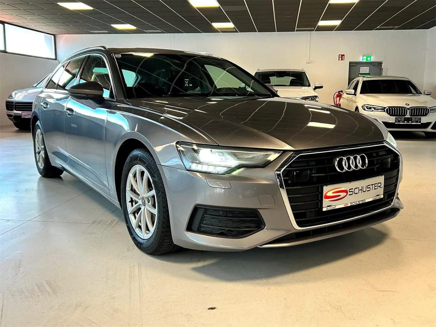 Audi A6 Avant 40 TDI *neues Modell* Grijs - 1