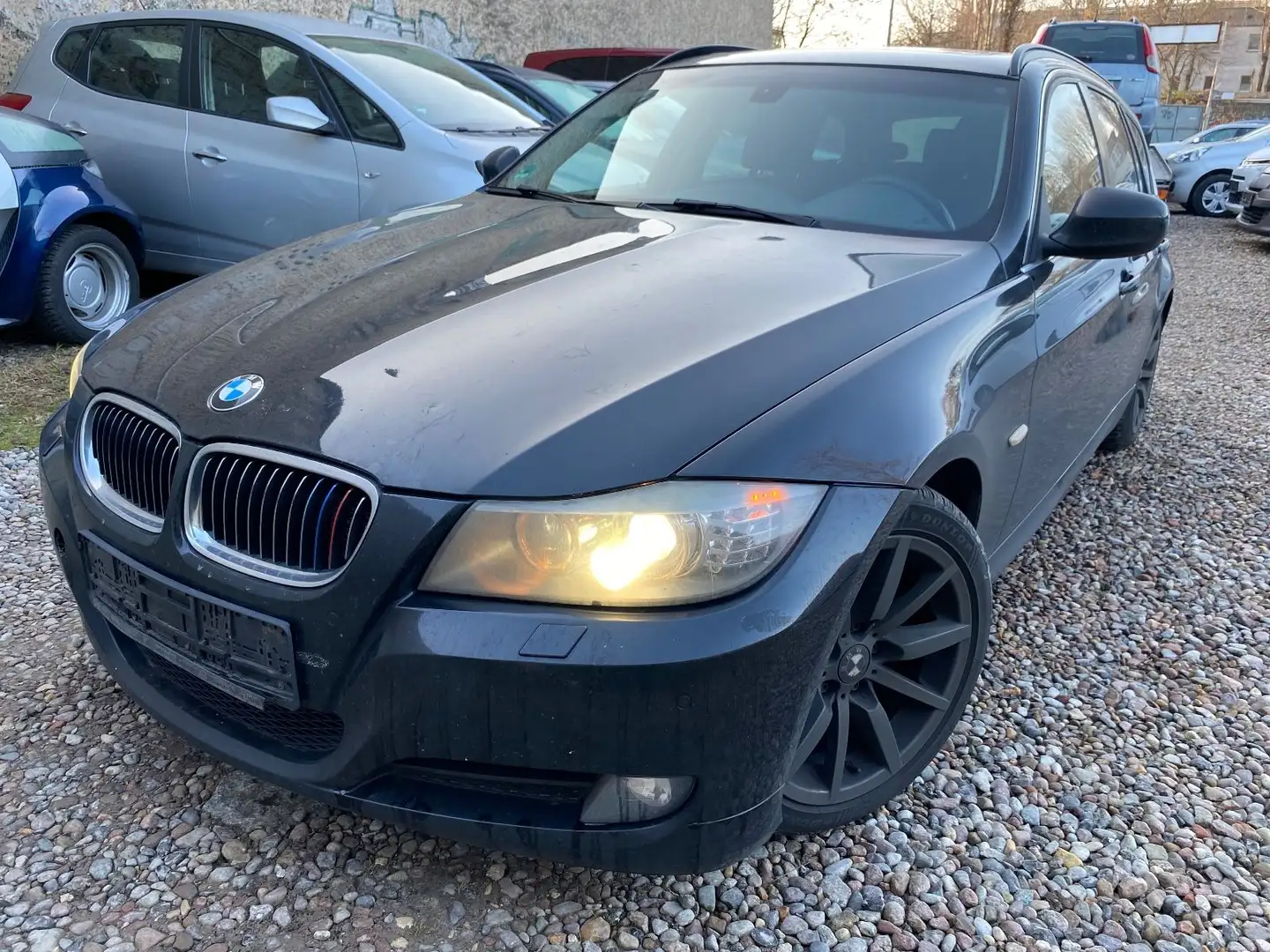 BMW 325 3 Touring 325d Schwarz - 1
