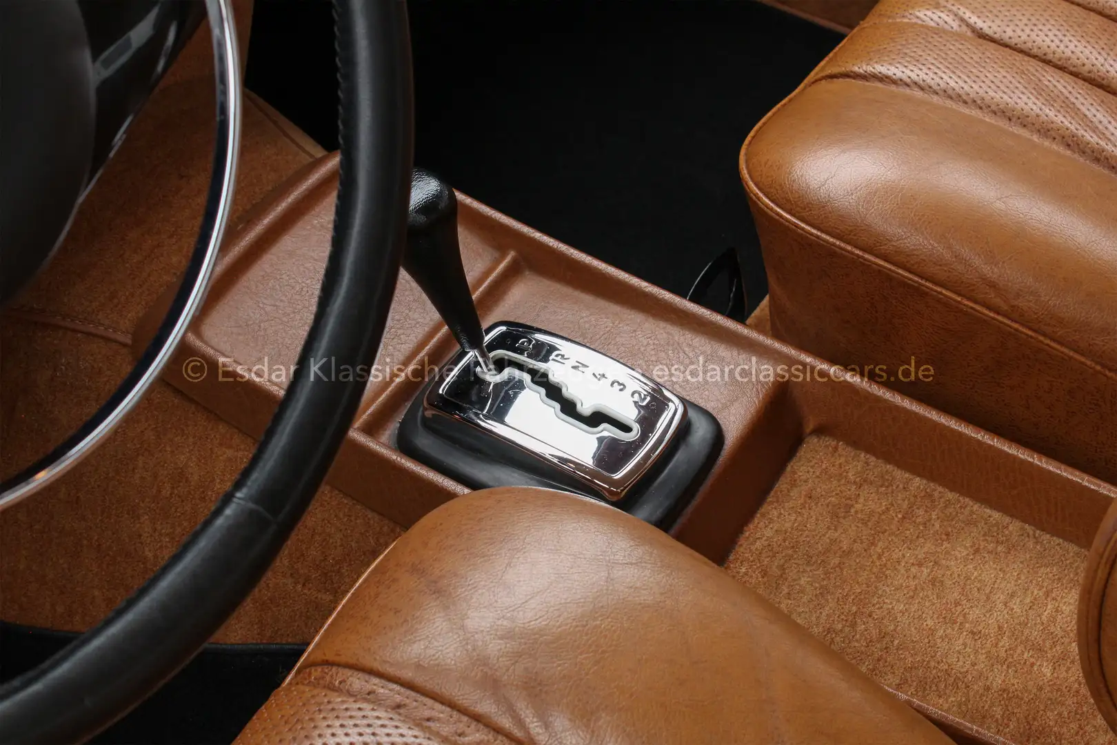 Mercedes-Benz 280 280 SE Braun - 2