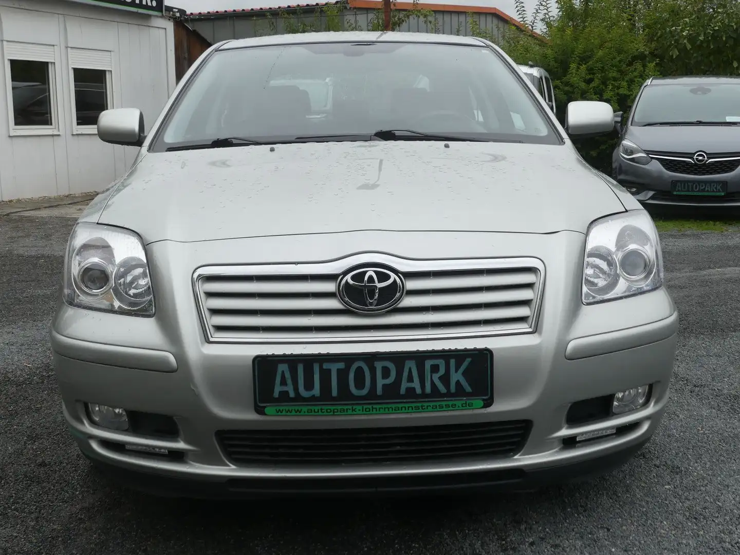 Toyota Avensis 2.0  Sol Liftback*Klima*Nr.10 Silber - 2