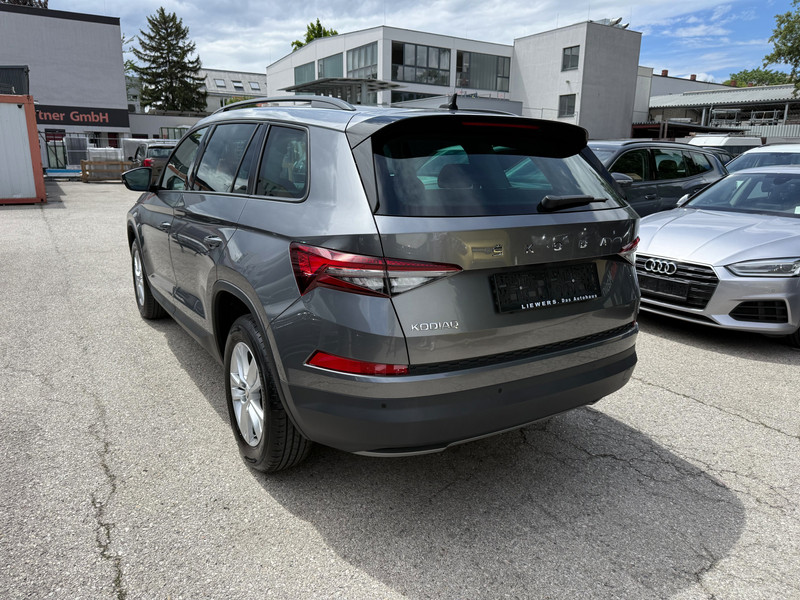 Skoda Kodiaq 2,0 TDI Ambition DSG //ERSTBESITZ//SERVICEHEFT// — photo 4