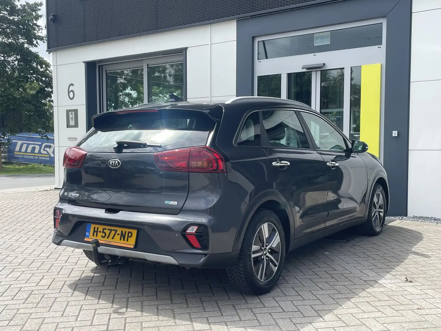 Kia Niro 1.6 GDi Hybrid DynamicLine | Trekhaak | 100% deale Grijs - 2