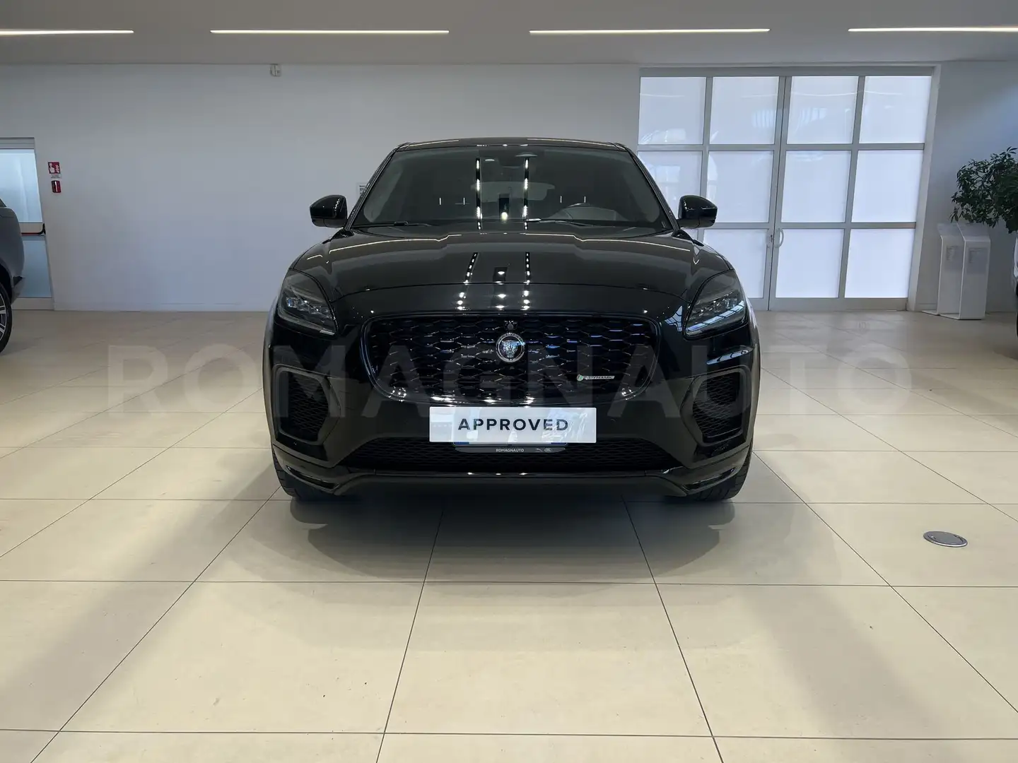 Jaguar E-Pace E-Pace 2.0D I4 204 CV AWD Auto R-Dynamic SE Noir - 2