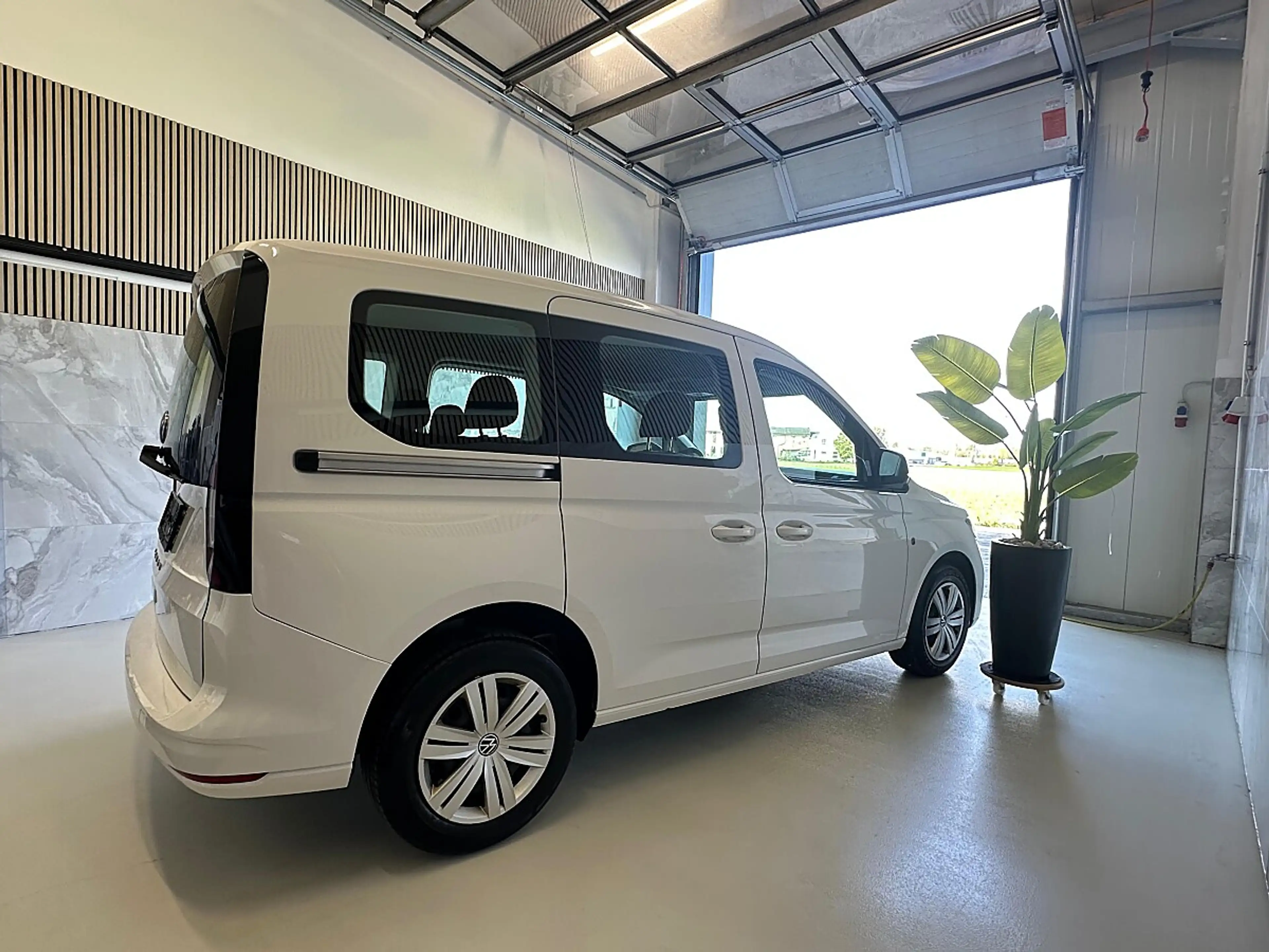 Volkswagen Caddy 2.0 TDI Servotronic, Tempomat, Multifunktionska... — photo 7