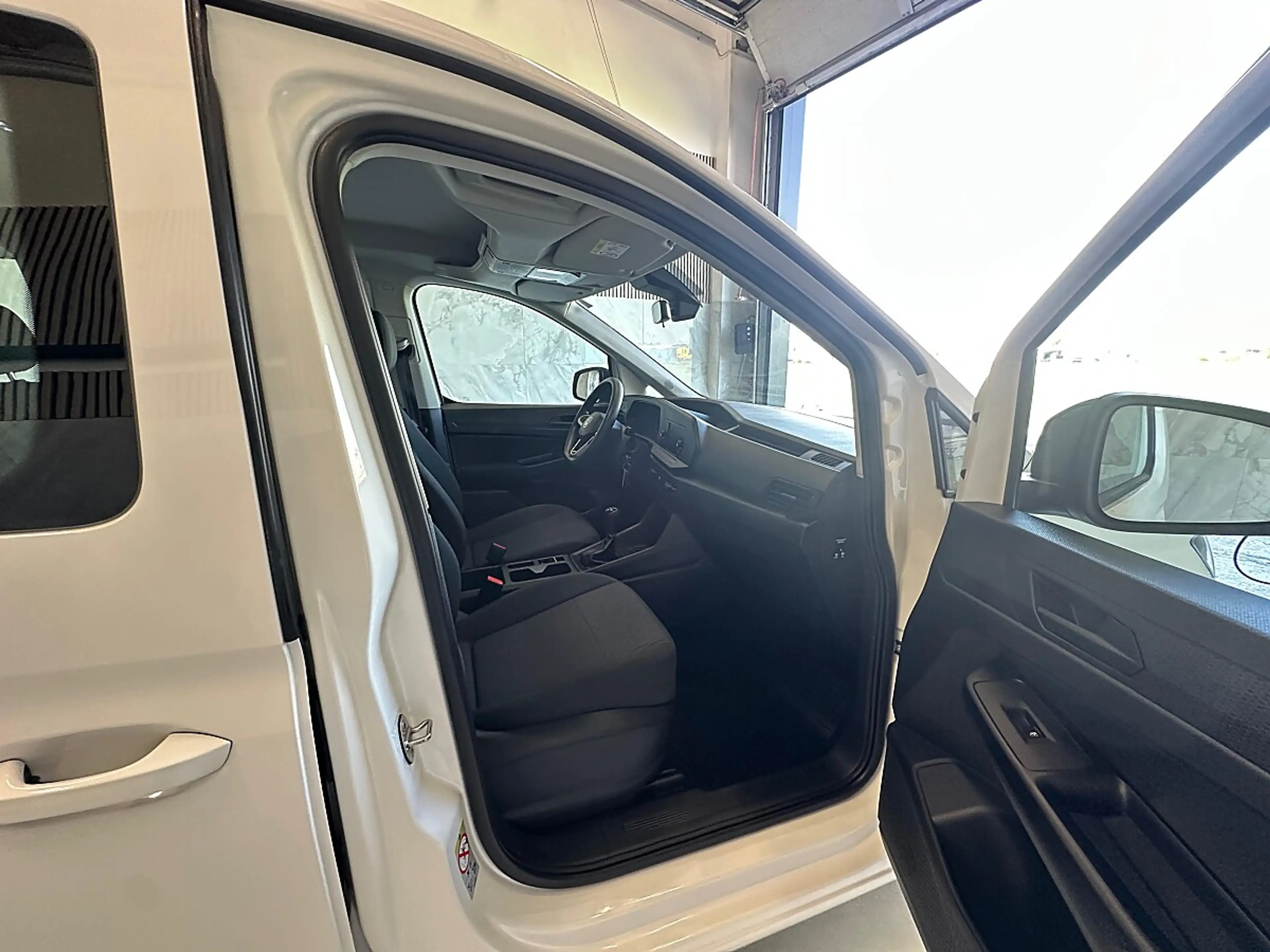 Volkswagen Caddy 2.0 TDI Servotronic, Tempomat, Multifunktionska... — photo 9