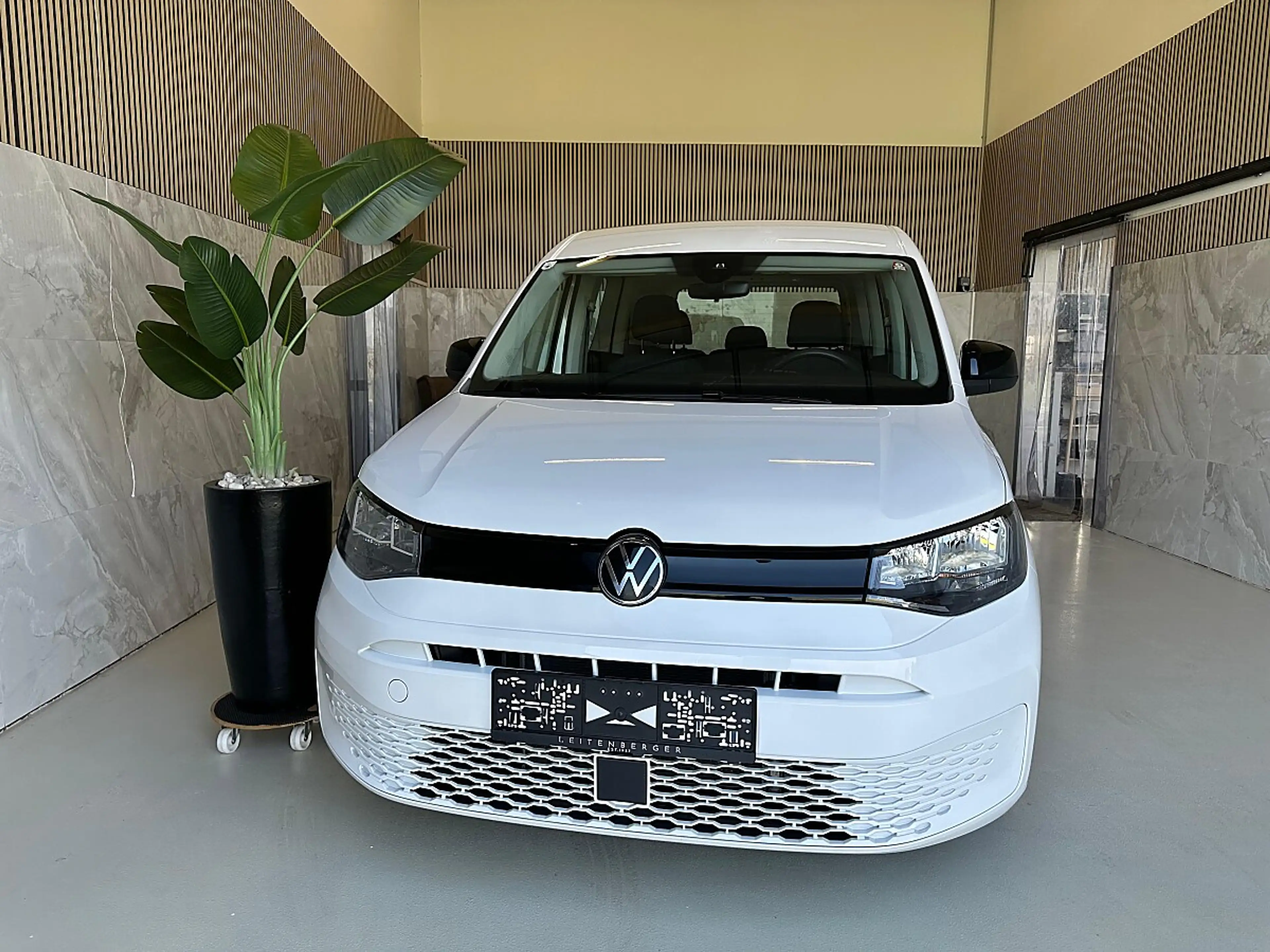 Volkswagen Caddy 2.0 TDI Servotronic, Tempomat, Multifunktionska... — photo 3