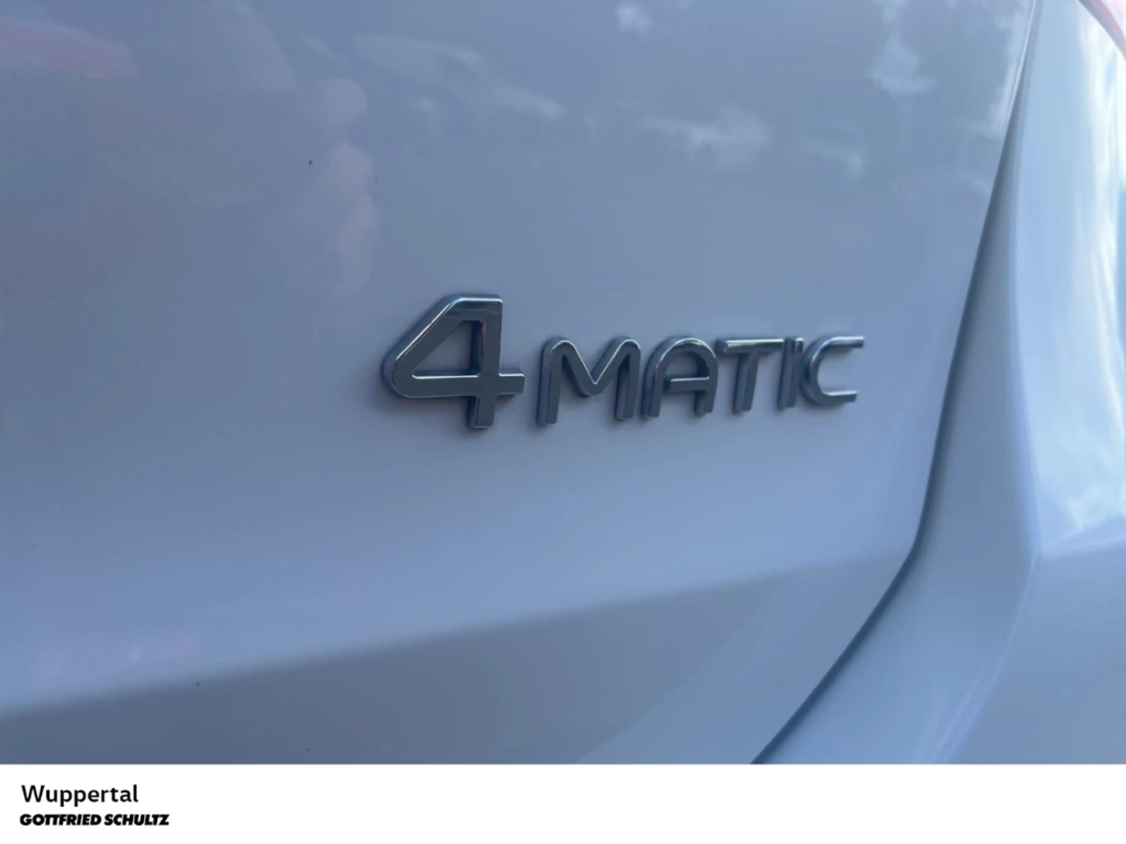 Mercedes-Benz EQA 300 AMG Line 4M PANO NAVI KAM SHZ PDC LM — photo 12