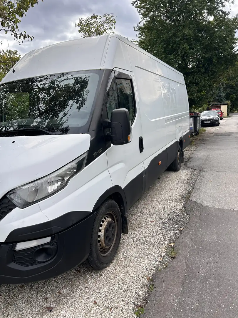 Iveco Daily 35C13V 4100 SHD Weiß - 1