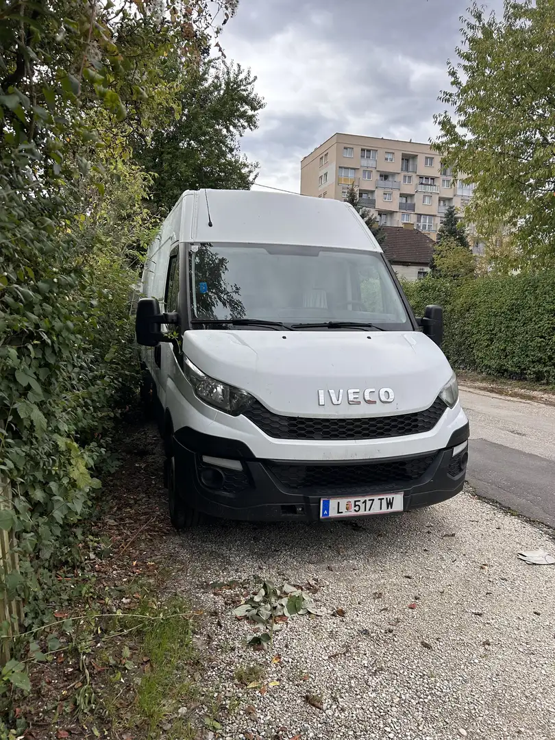 Iveco Daily 35C13V 4100 SHD Weiß - 2