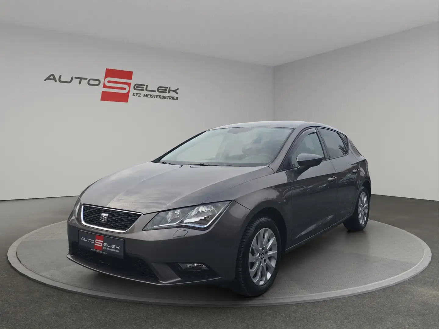 SEAT Leon Style Diesel DSG-AUTOMATIK Temp PDC Klima Šedá - 1
