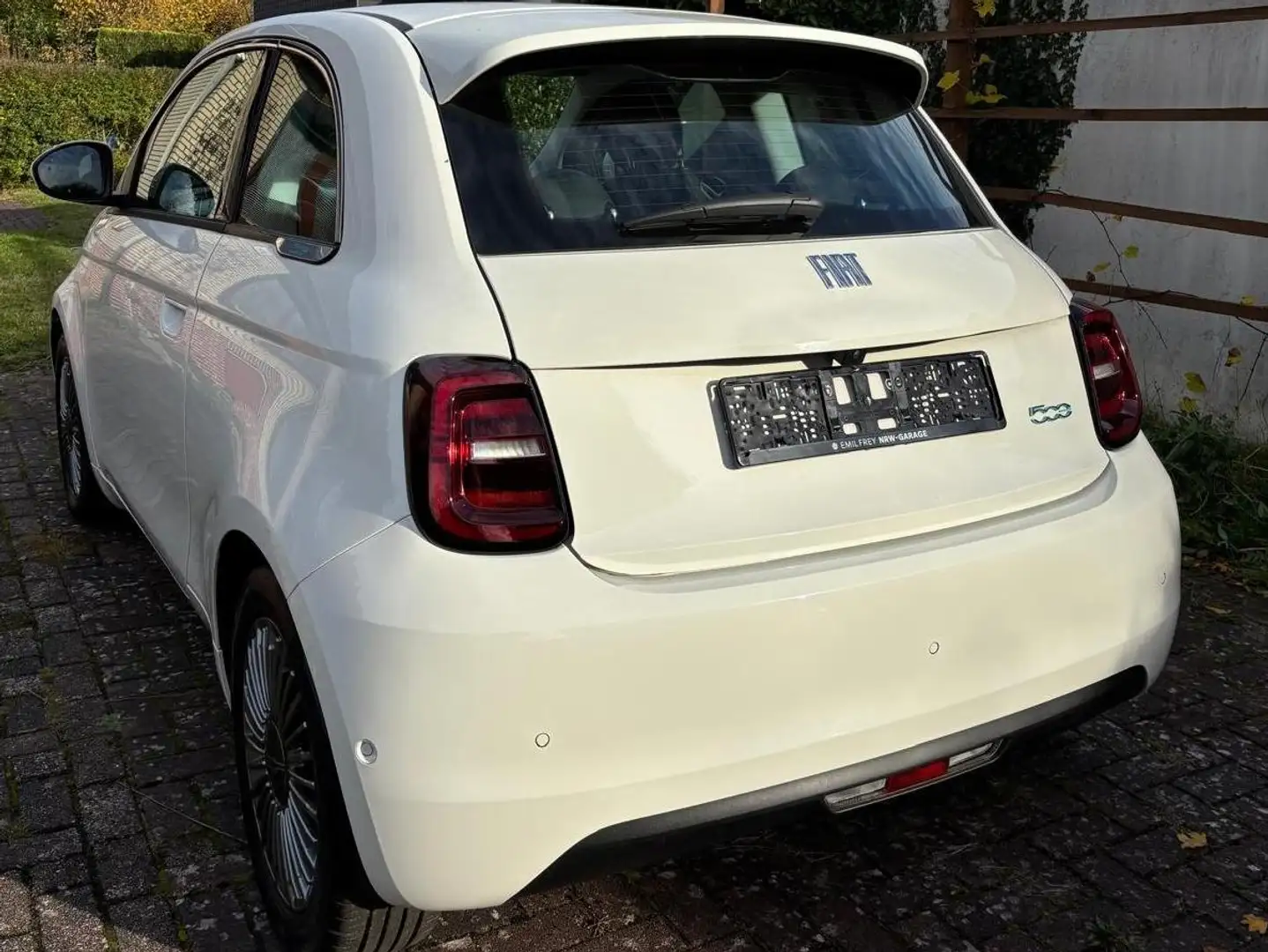 Fiat 500e 500e 42kWh ICON Biały - 1