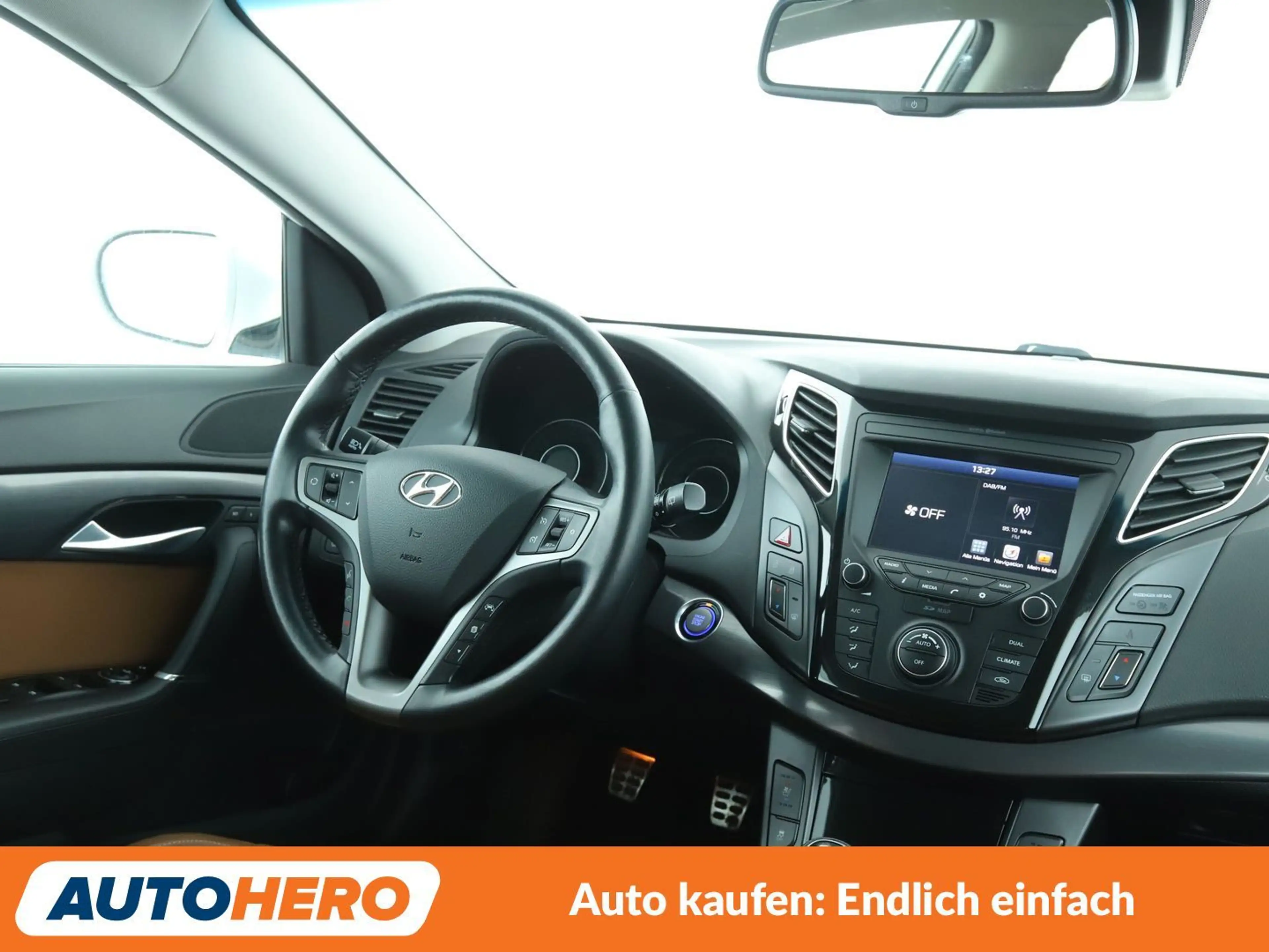 Hyundai i40 2.0 GDI Premium *NAVI*XENON*CAM*SHZ*TEMPO* — photo 13