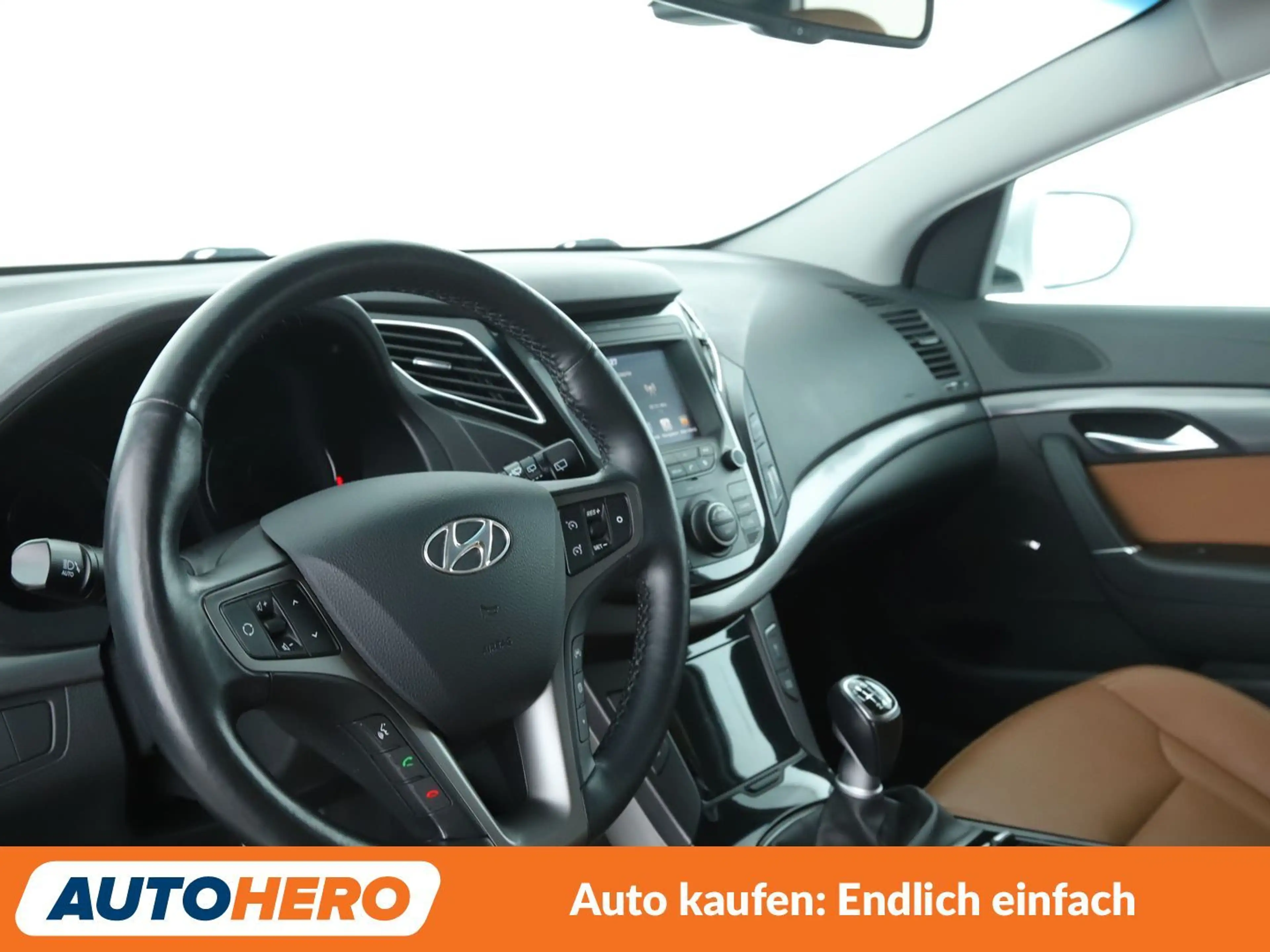 Hyundai i40 2.0 GDI Premium *NAVI*XENON*CAM*SHZ*TEMPO* — photo 11