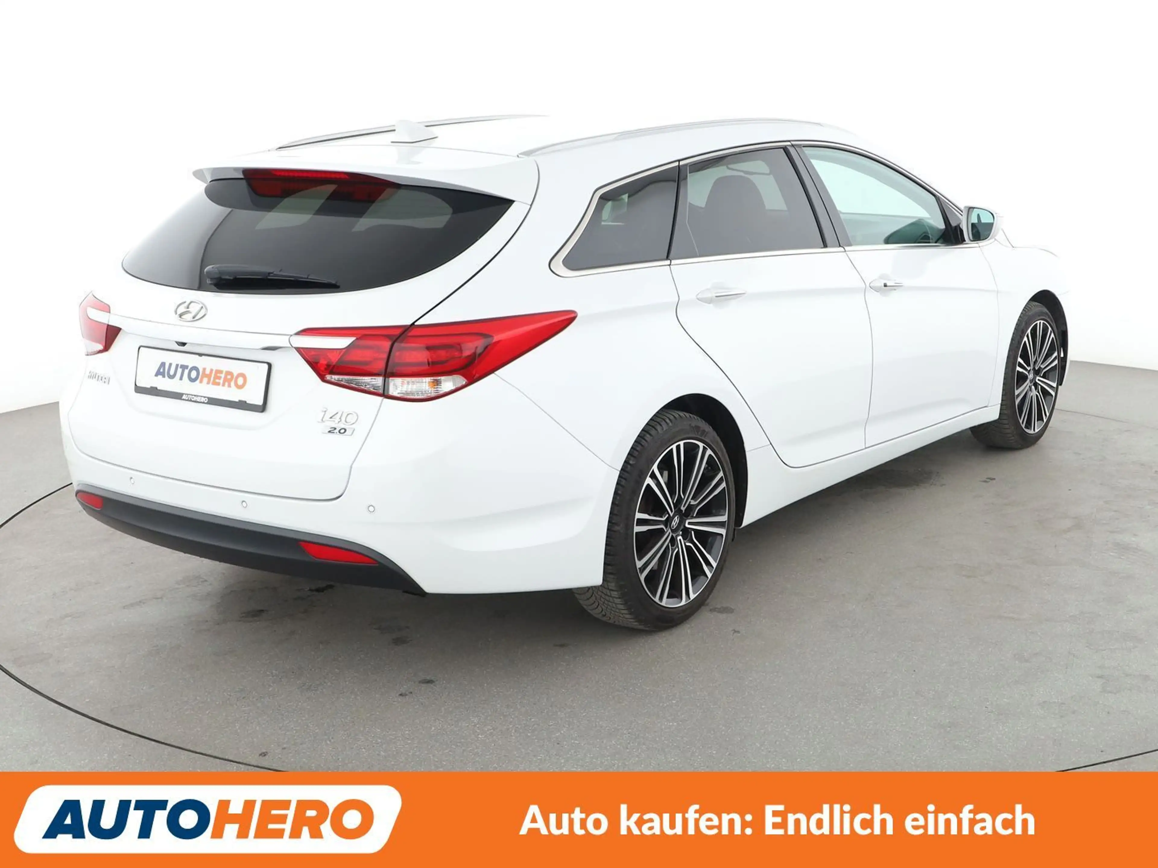Hyundai i40 2.0 GDI Premium *NAVI*XENON*CAM*SHZ*TEMPO* — photo 6