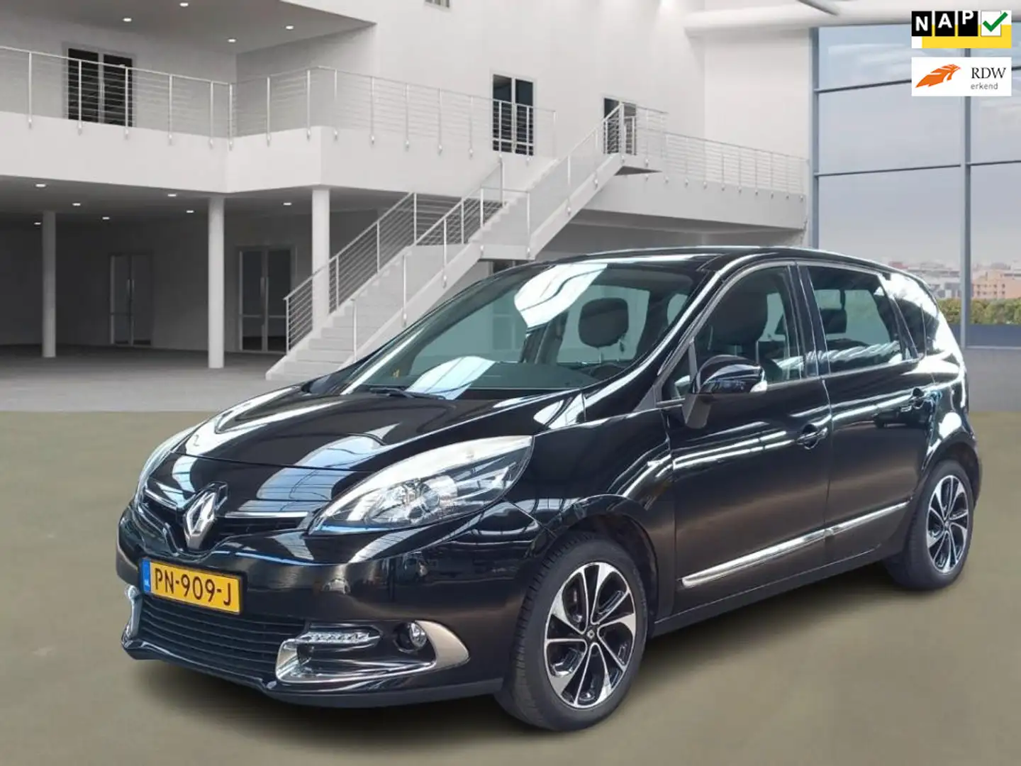 Renault Scenic 1.2 TCe Bose Zwart - 1
