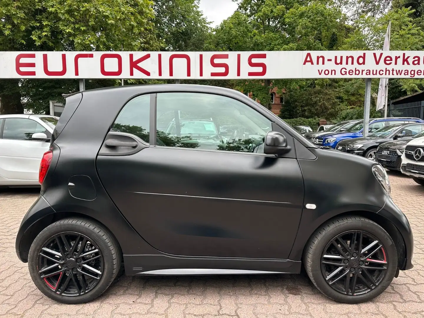 smart forTwo fortwo 66kW DCT BRABUS tailor made**pure black* Schwarz - 1